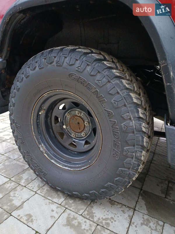 Внедорожник / Кроссовер Mitsubishi Pajero 1986 в Сваляве