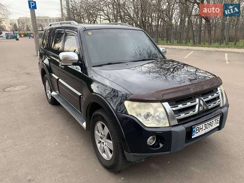 Позашляховик / Кросовер Mitsubishi Pajero 2007 в Одесі