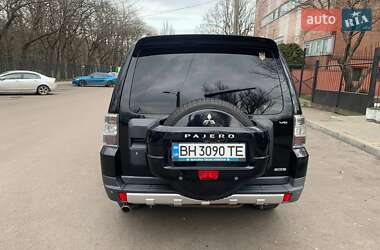 Позашляховик / Кросовер Mitsubishi Pajero 2007 в Одесі