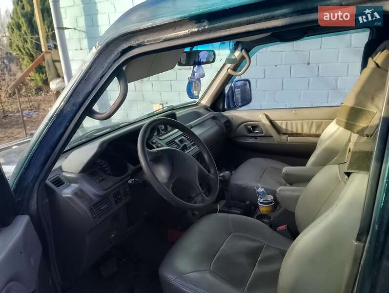Позашляховик / Кросовер Mitsubishi Pajero 1998 в Чернігові