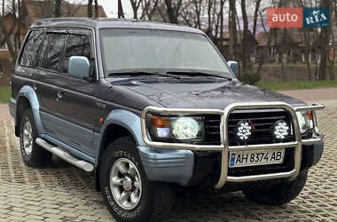 Внедорожник / Кроссовер Mitsubishi Pajero 1995 в Сваляве