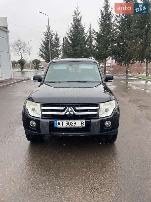 Mitsubishi Pajero 2008