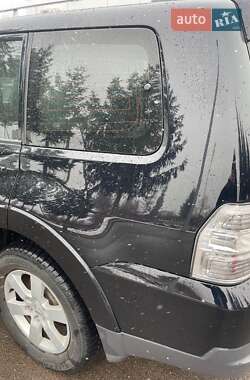Внедорожник / Кроссовер Mitsubishi Pajero 2008 в 