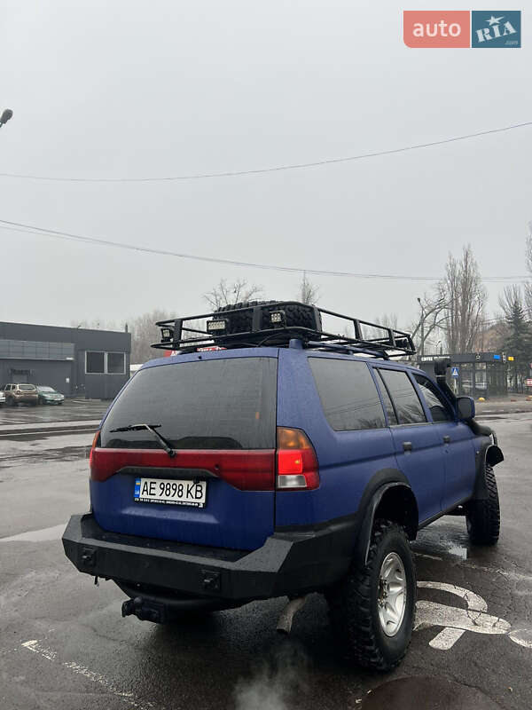Внедорожник / Кроссовер Mitsubishi Pajero 1998 в Кривом Роге