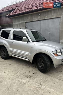 Позашляховик / Кросовер Mitsubishi Pajero 2000 в Подільську