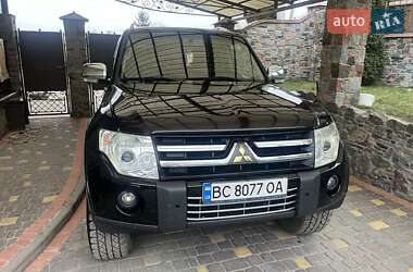 Позашляховик / Кросовер Mitsubishi Pajero 2008 в Буську