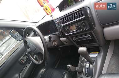 Внедорожник / Кроссовер Mitsubishi Pajero 2006 в 