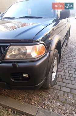 Внедорожник / Кроссовер Mitsubishi Pajero 2006 в 