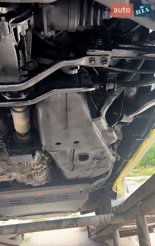 Внедорожник / Кроссовер Mitsubishi Pajero 2000 в Первомайске