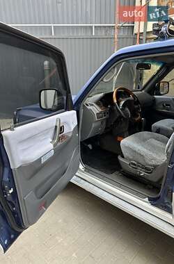 Внедорожник / Кроссовер Mitsubishi Pajero 1997 в 
