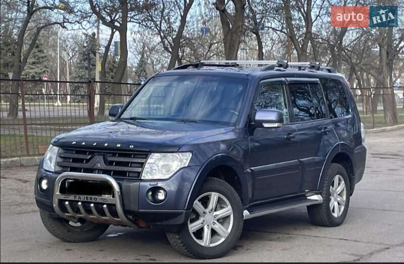 Позашляховик / Кросовер Mitsubishi Pajero 2006 в Миколаєві