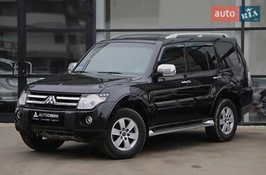 Позашляховик / Кросовер Mitsubishi Pajero 2008 в Харкові