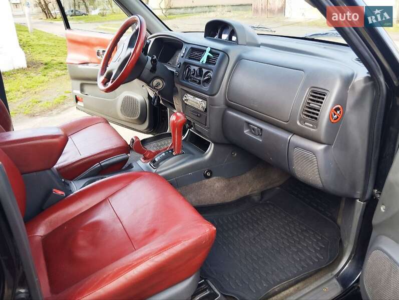 Внедорожник / Кроссовер Mitsubishi Pajero 2000 в Киеве
