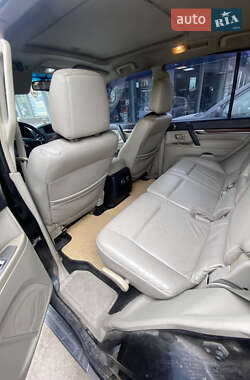 Позашляховик / Кросовер Mitsubishi Pajero 2007 в 