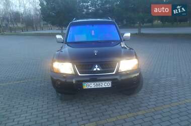 Внедорожник / Кроссовер Mitsubishi Pajero 2005 в 
