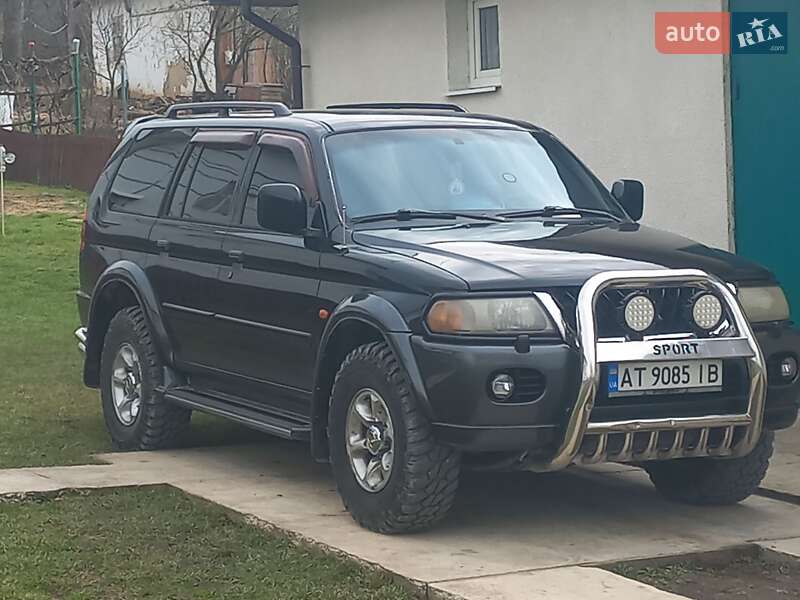 Внедорожник / Кроссовер Mitsubishi Pajero 2003 в Ивано-Франковске