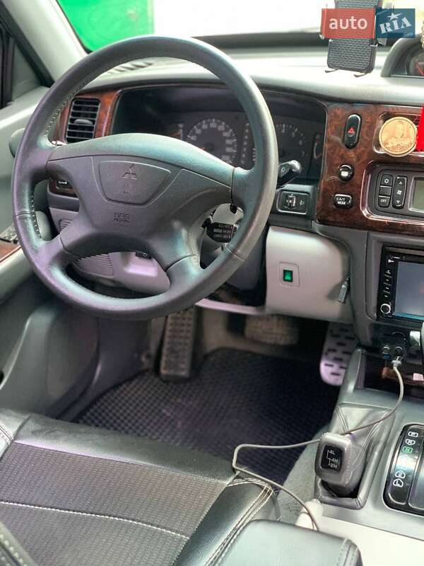Внедорожник / Кроссовер Mitsubishi Pajero 2003 в Ивано-Франковске