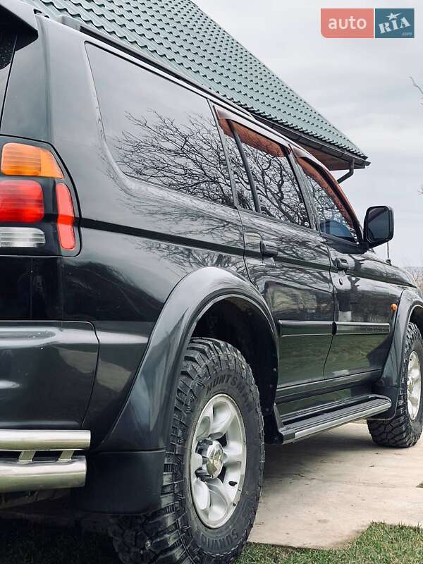 Внедорожник / Кроссовер Mitsubishi Pajero 2003 в Ивано-Франковске