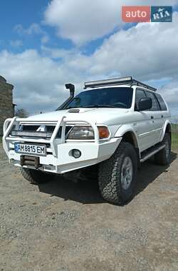 Позашляховик / Кросовер Mitsubishi Pajero 2006 в 
