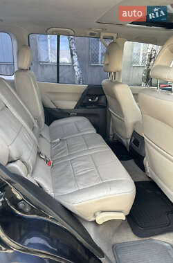 Внедорожник / Кроссовер Mitsubishi Pajero 2006 в 