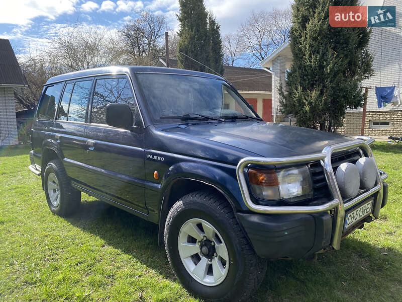 Внедорожник / Кроссовер Mitsubishi Pajero 1997 в Чернигове