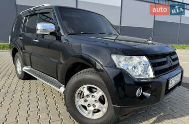 Внедорожник / Кроссовер Mitsubishi Pajero 2007 в 