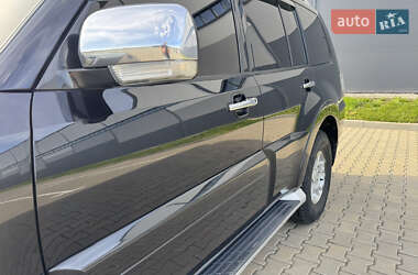 Внедорожник / Кроссовер Mitsubishi Pajero 2007 в 