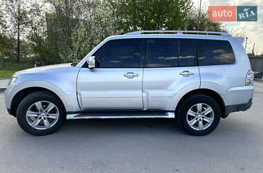 Внедорожник / Кроссовер Mitsubishi Pajero 2007 в 