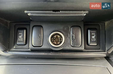 Позашляховик / Кросовер Mitsubishi Pajero 2011 в 