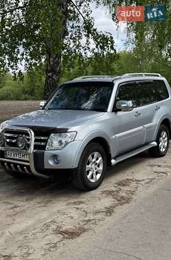 Позашляховик / Кросовер Mitsubishi Pajero 2008 в Харкові