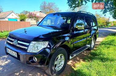 Внедорожник / Кроссовер Mitsubishi Pajero 2008 в Александрие