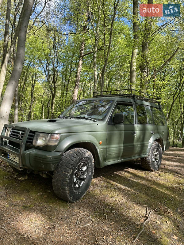 Mitsubishi Pajero 1996