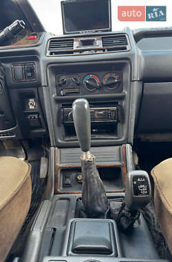 Внедорожник / Кроссовер Mitsubishi Pajero 1996 в 