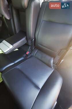 Внедорожник / Кроссовер Mitsubishi Pajero 2007 в 