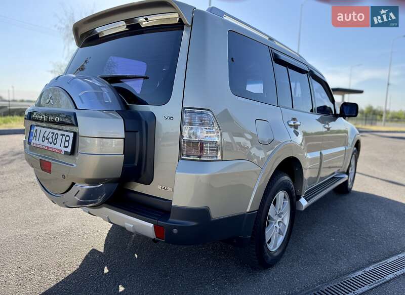 Позашляховик / Кросовер Mitsubishi Pajero 2008 в Дніпрі