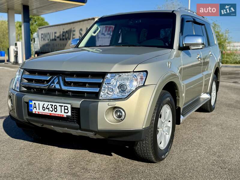 Позашляховик / Кросовер Mitsubishi Pajero 2008 в Дніпрі