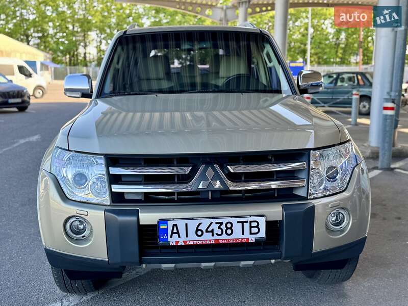 Позашляховик / Кросовер Mitsubishi Pajero 2008 в Дніпрі