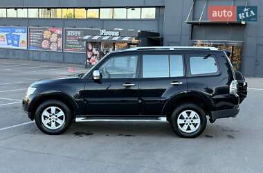 Позашляховик / Кросовер Mitsubishi Pajero 2007 в 