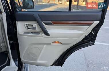 Позашляховик / Кросовер Mitsubishi Pajero 2007 в 
