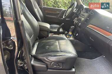 Позашляховик / Кросовер Mitsubishi Pajero 2008 в 
