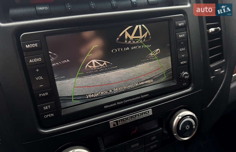 Внедорожник / Кроссовер Mitsubishi Pajero 2012 в Киеве