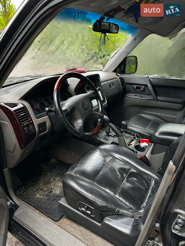 Внедорожник / Кроссовер Mitsubishi Pajero 2000 в Украинке