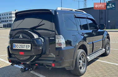 Внедорожник / Кроссовер Mitsubishi Pajero 2007 в 