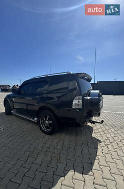Внедорожник / Кроссовер Mitsubishi Pajero 2007 в 