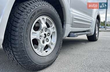 Внедорожник / Кроссовер Mitsubishi Pajero 2000 в 