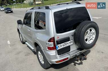 Внедорожник / Кроссовер Mitsubishi Pajero 2000 в 