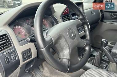 Внедорожник / Кроссовер Mitsubishi Pajero 2000 в 