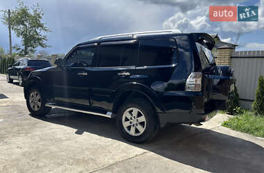 Позашляховик / Кросовер Mitsubishi Pajero 2008 в 