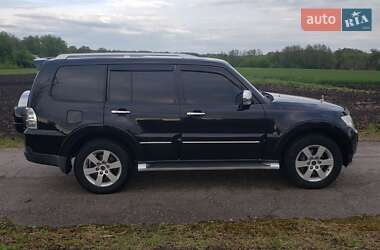 Внедорожник / Кроссовер Mitsubishi Pajero 2008 в 