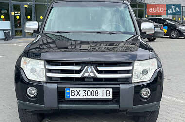 Внедорожник / Кроссовер Mitsubishi Pajero 2007 в 